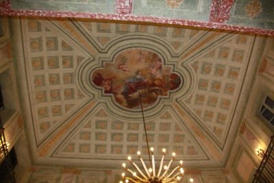 Particolare del soffitto del salone centrale - Villa Mirabello 